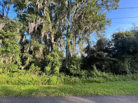 262 Toms Rd, Debary, FL 32713