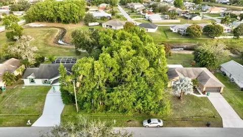6512 NW Chugwater Cir, Port St Lucie, FL 34983