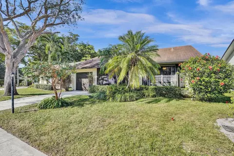 2779 Dracaena Ct, Delray Beach, FL 33445
