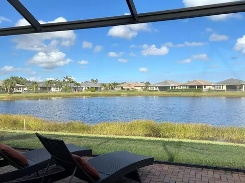 11201 SW Parkside Dr, Port Saint Lucie, FL 34987