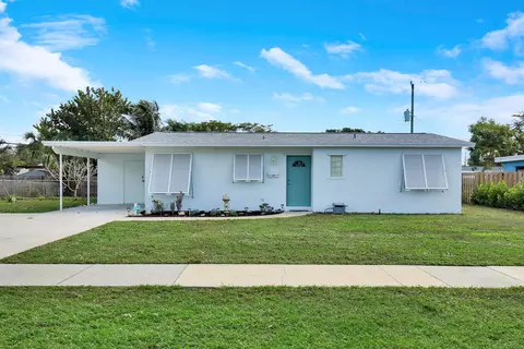 713 Gumtree Rd, North Palm Beach, FL 33408