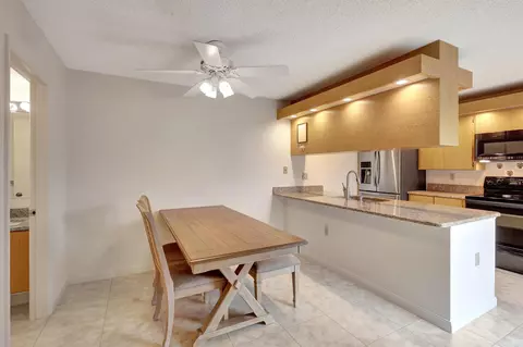 7710 77th Way, West Palm Beach, FL 33407