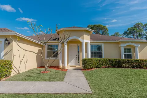 2849 SW Giralda St, Port Saint Lucie, FL 34953