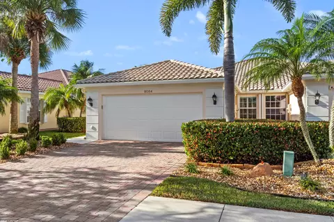 9084 SE Hawks Nest Ct, Hobe Sound, FL 33455