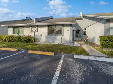 6083 NW 3rd St, Margate, FL 33063
