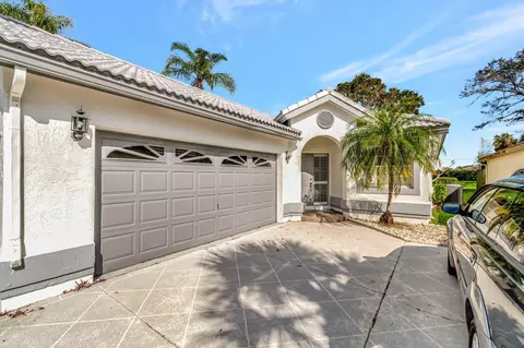 6109 Bay Isles Dr, Boynton Beach, FL 33437