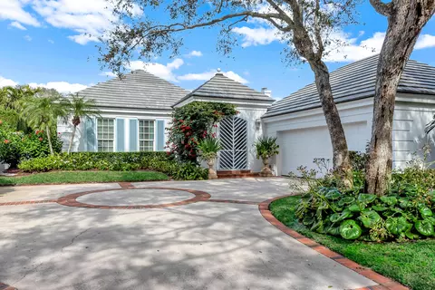 171 Coquille Way, Indian River Shores, FL 32963
