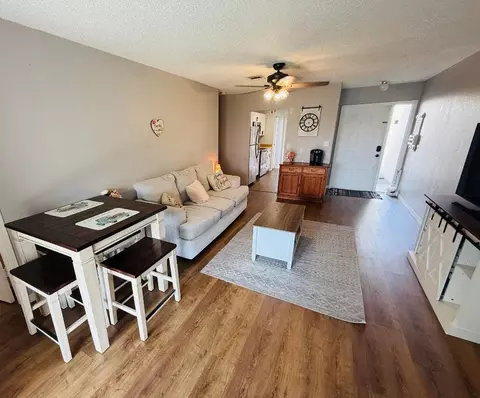 632 SW Jeanne St, Port Saint Lucie, FL 34953