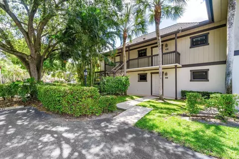 13334 Polo Club Rd #320/321, Wellington, FL 33414