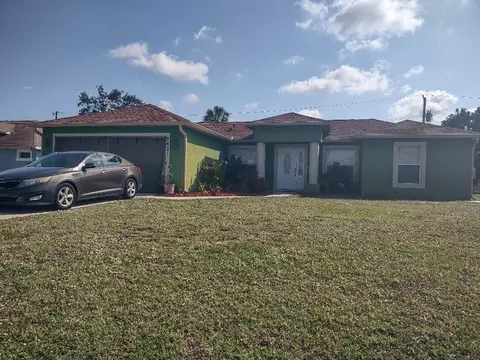 2621 SW Cactus Cir, Port Saint Lucie, FL 34953