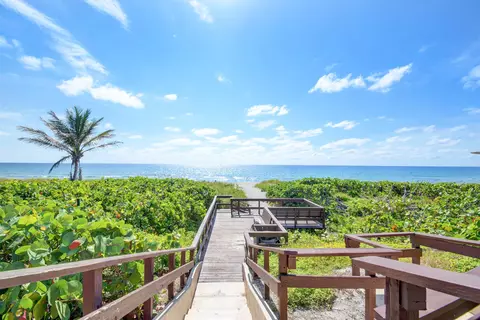 2871 N Ocean Blvd #F427, Boca Raton, FL 33431