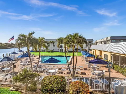 21 Colonial Club 103 Dr #103, Boynton Beach, FL 33435