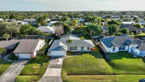 974 SE Brookedge Ave, Port Saint Lucie, FL 34983