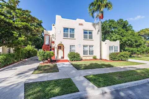 731 46th St, West Palm Beach, FL 33407
