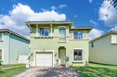 4252 Lake Tahoe, West Palm Beach, FL 33409
