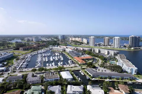 21 Yacht Club Dr #103, North Palm Beach, FL 33408