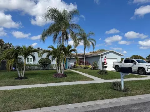 6579 Country Wood Way, Delray Beach, FL 33484