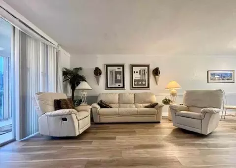5700 NW 2nd Ave #306, Boca Raton, FL 33487