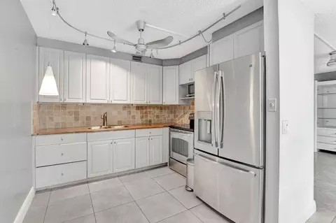 2061 Berkshire D, Deerfield Beach, FL 33442