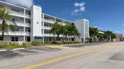 1038 Harwood D, Deerfield Beach, FL 33442