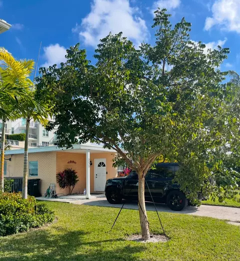 233 SE 4th Ave, Delray Beach, FL 33483