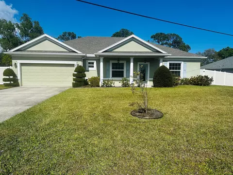 5111 NW Newark Ln, Port Saint Lucie, FL 34983