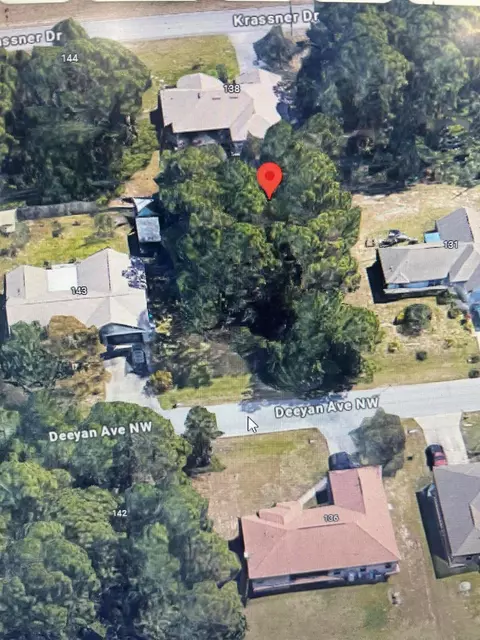 137 Deeyan Ave NW, Palm Bay, FL 32907