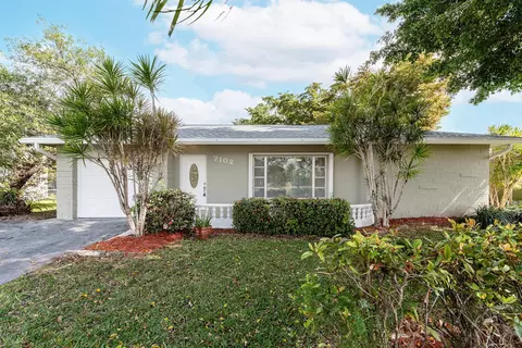 7102 NW 89th Ave, Tamarac, FL 33321