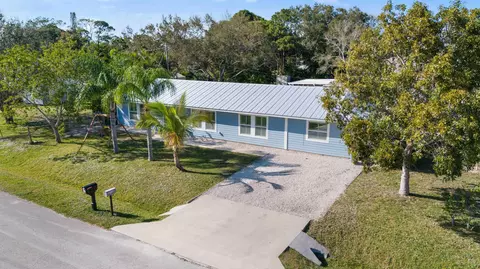 3261 SE Hibiscus St, Stuart, FL 34997