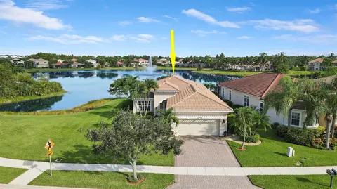 12094 Aviles Cir, Palm Beach Gardens, FL 33418