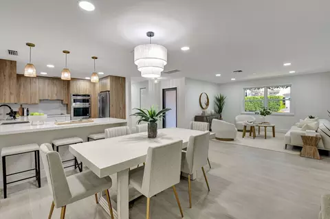 1010 NW 3rd Ave, Delray Beach, FL 33444