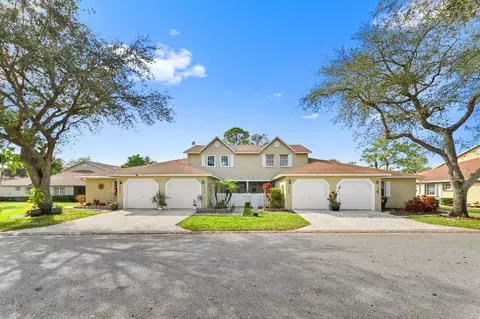 1504 Maplewood Dr, West Palm Beach, FL 33415