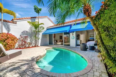 3846 Candlewood Ct, Boca Raton, FL 33487