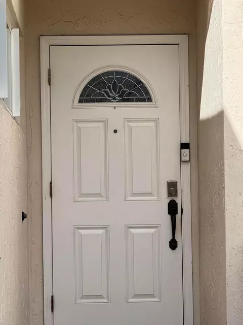 8249 NW 9th #4, Plantation, FL 33324