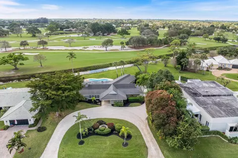253 N Country Club Dr, Atlantis, FL 33462