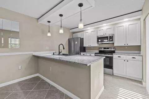 7103 71st Way, West Palm Beach, FL 33407