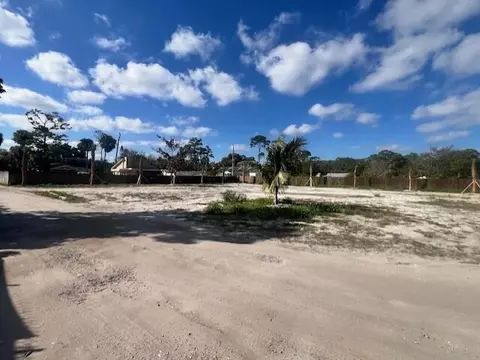 447 Tall Pines Rd, West Palm Beach, FL 33415