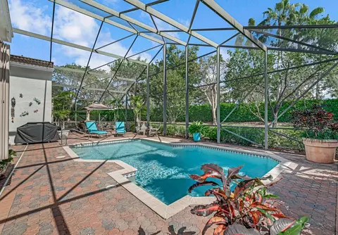 7611 Tarpon Cove Cir, Lake Worth, FL 33467
