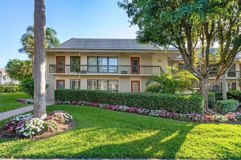 4630 Kittiwake Ct, Boynton Beach, FL 33436