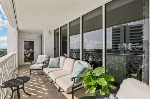 1200 S Ocean Blvd #9A, Boca Raton, FL 33432