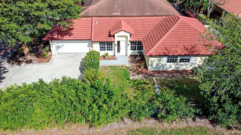 12246 Brisbane Ln, Wellington, FL 33414