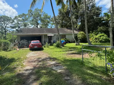 16930 W Cheltenham Dr, The Acreage, FL 33470