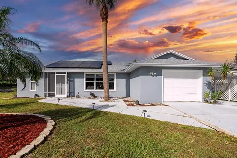 2312 SE Shipping Rd, Port Saint Lucie, FL 34952