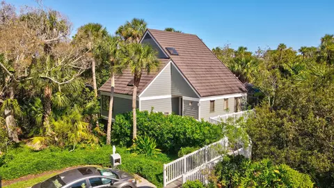 7800 SE Little Harbor Dr #B1, Hobe Sound, FL 33455