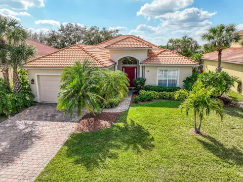 416 NW Sheffield Cir, Port Saint Lucie, FL 34983