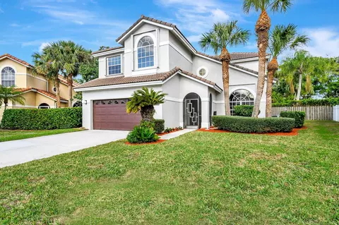 7451 Bryson Ct, Lake Worth, FL 33467