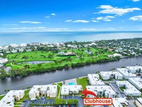 14 Colonial Club Dr #203, Boynton Beach, FL 33435