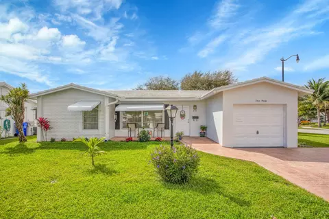 390 NW 25th Ct, Pompano Beach, FL 33064