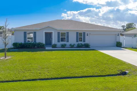 6186 NW Gatun Dr, Port Saint Lucie, FL 34986