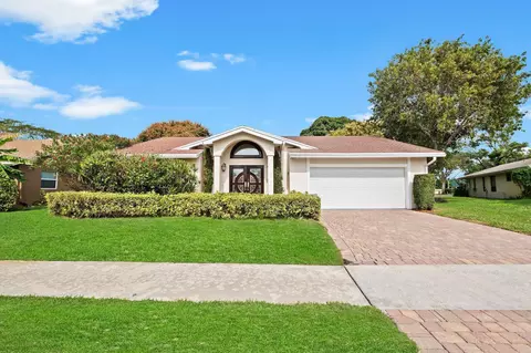 4751 Sugar Pine Dr, Boca Raton, FL 33487